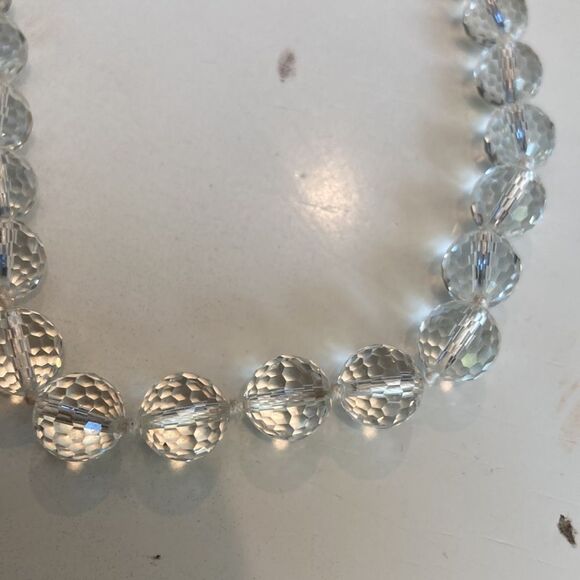 Vintage Ciner Crystal cut bead necklace with gold clasp - Picture 2 of 6